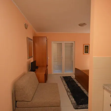 Rezidence Castello 公寓 Zrnovo