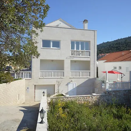 Apartment Castello *