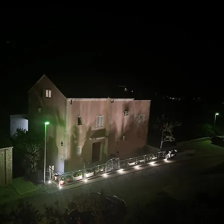 Castello Apartmán