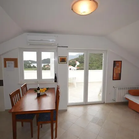 Apartment Castello *