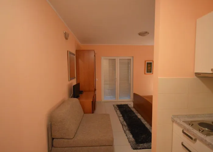 Villa Castello Residence Apartamento Zrnovo