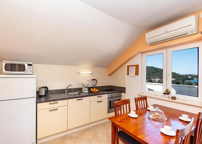 Villa Castello Residence * Zrnovo