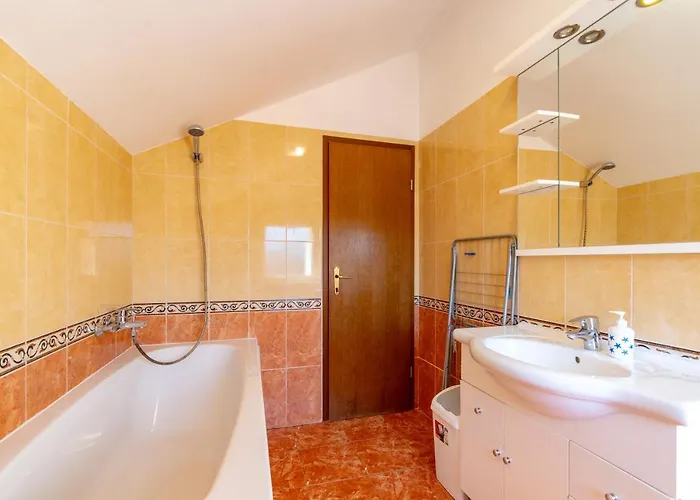 Villa Castello Residence Zrnovo